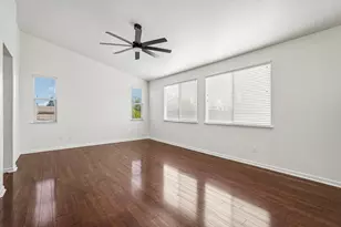 9604 Mainline Dr, Elk Grove, CA 95624 - Photo 35