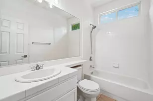 9604 Mainline Dr, Elk Grove, CA 95624 - Photo 25