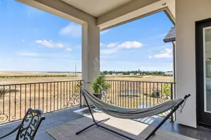12201 Vineyard Hill Ct, Elk Grove, CA 95624 - Photo 41