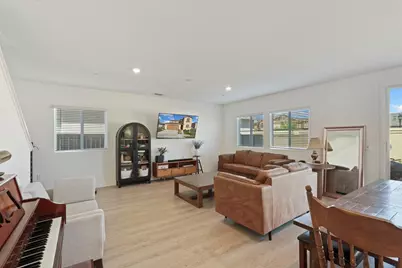 10368 Tower Hill Drive, Stockton, CA 95219 - Photo 11