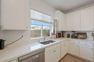10368 Tower Hl Dr, Stockton, CA 95219 - Photo 7