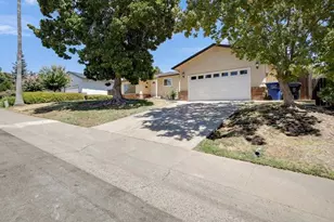 5274 Heritage Dr, Carmichael, CA 95608 - Photo 3