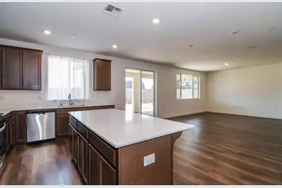 1579 Ivy Hatch Way, Plumas Lake, CA 95961 - Photo 15
