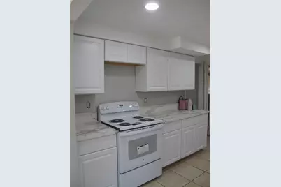 8140 Cottonridge Circle, Sacramento, CA 95828 - Photo 7