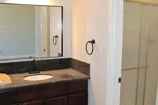 8140 Cottonridge Cir, Sacramento, CA 95828 - Photo 15