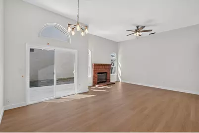 8048 Cardale Way, Sacramento, CA 95829 - Photo 7