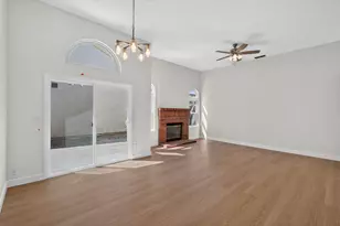 8048 Cardale Way, Sacramento, CA 95829 - Photo 7