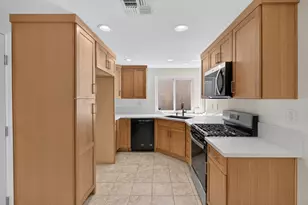 8048 Cardale Way, Sacramento, CA 95829 - Photo 21