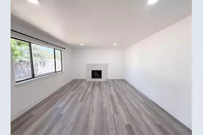 8266 Streng Avenue, Citrus Heights, CA 95610 - Photo 3