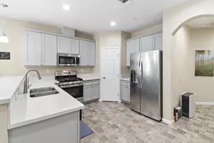 5 Oasis Ct, Sacramento, CA 95838 - Photo 11