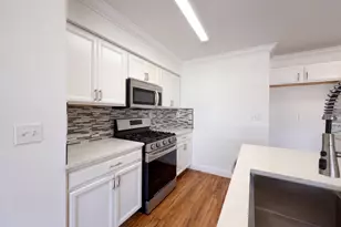 8460 Orchard Creek Way, Elk Grove, CA 95624 - Photo 15