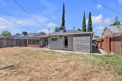 4941 Alcott Drive, Sacramento, CA 95820 - Photo 33