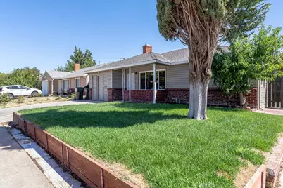 4941 Alcott Drive, Sacramento, CA 95820 - Photo 3