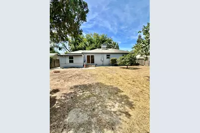 208 Parry Avenue, Modesto, CA 95354 - Photo 17