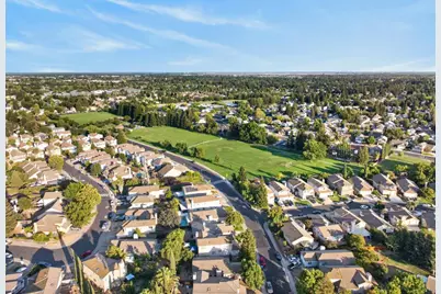 5340 Blue Sapphire Court, Elk Grove, CA 95758 - Photo 27