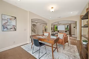 18 Triumph Ct, Sacramento, CA 95831 - Photo 7