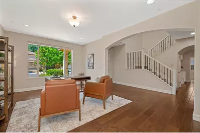 18 Triumph Court, Sacramento, CA 95831 - Photo 9