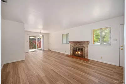 10499 Spaulding Way, Rancho Cordova, CA 95670 - Photo 9