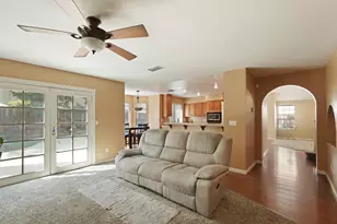 1530 Locust Dr, Tracy, CA 95376 - Photo 13