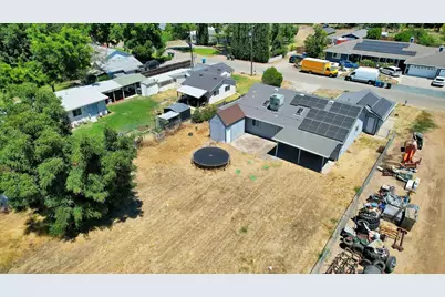 2137 Holcomb Avenue, Yuba City, CA 95993 - Photo 41