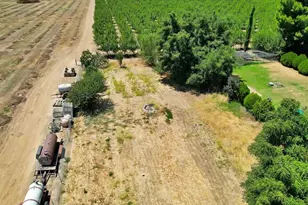 2137 Holcomb Ave, Yuba City, CA 95993 - Photo 43