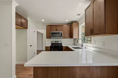 2025 Hearthstone Lane, Modesto, CA 95355 - Photo 13