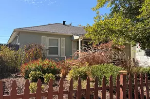 1542 38th Ave, Sacramento, CA 95822 - Photo 1