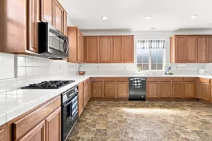 17990 Hidden Well Ln, Lathrop, CA 95330 - Photo 33