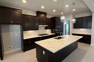 367 Hot Springs Dr, Manteca, CA 95337 - Photo 3