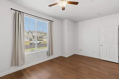 1981 Branding Iron Way, Plumas Lake, CA 95961 - Photo 17