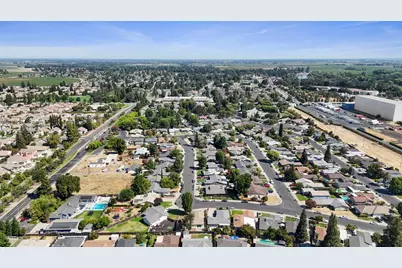 2426 Modoc Way, Lodi, CA 95242 - Photo 35