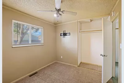 2426 Modoc Way, Lodi, CA 95242 - Photo 17