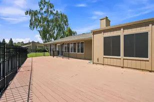 3746 W Benjamin Holt Dr, Stockton, CA 95219 - Photo 39