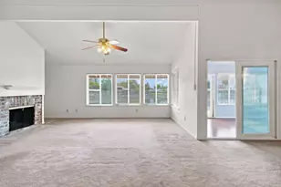 3746 W Benjamin Holt Dr, Stockton, CA 95219 - Photo 5
