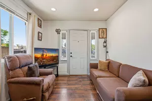 17 W 6th St, Stockton, CA 95206 - Photo 5