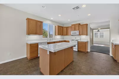 1751 Farnham Avenue, Woodland, CA 95776 - Photo 17