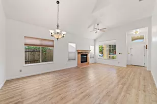 359 Seaton Dr, Folsom, CA 95630 - Photo 9