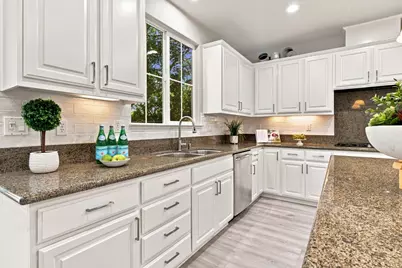 33 N Puente Drive, Mountain House, CA 95391 - Photo 19