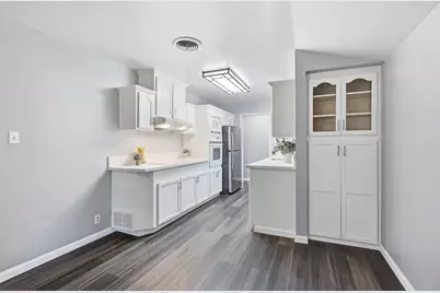 10510 Silverwood Way, Rancho Cordova, CA 95670 - Photo 13