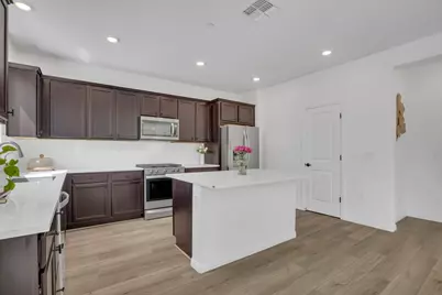 15941 Beckford Street, Lathrop, CA 95330 - Photo 7