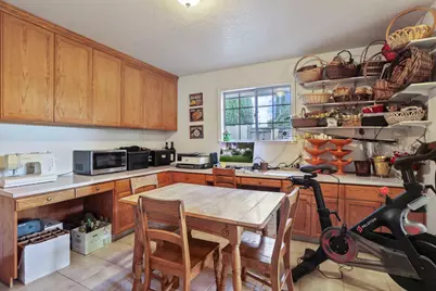 70 N Lower Sacramento Road, Lodi, CA 95242 - Photo 37