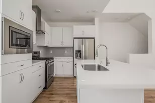 2633 3rd St, Sacramento, CA 95818 - Photo 17
