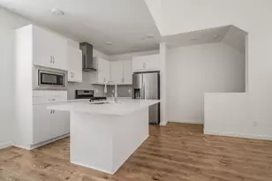 2633 3rd St, Sacramento, CA 95818 - Photo 15