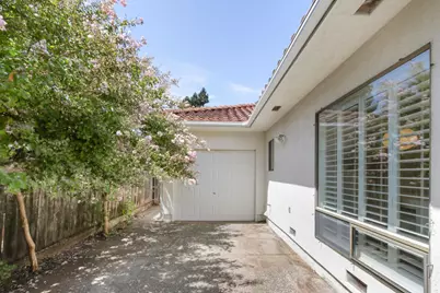 11 River Garden Court, Sacramento, CA 95831 - Photo 65