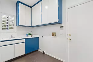 11 River Garden Ct, Sacramento, CA 95831 - Photo 59