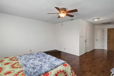 876 Placer Avenue, Manteca, CA 95336 - Photo 23