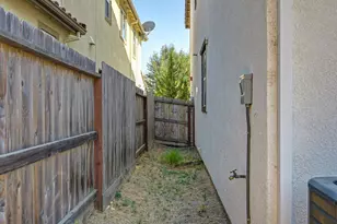 1615 Arroyo Sierra Way, Rocklin, CA 95765 - Photo 69