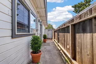 1931 Calhoun Way, Stockton, CA 95207 - Photo 25