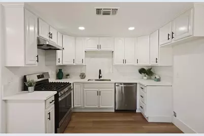 2915 Taft Street, Sacramento, CA 95815 - Photo 7