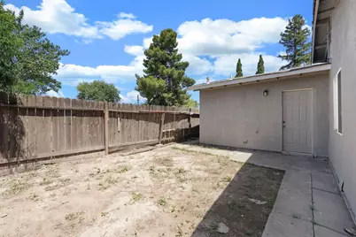 2915 Taft Street, Sacramento, CA 95815 - Photo 31